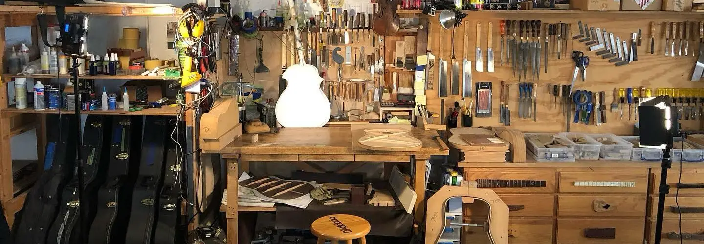 Guitar repair workshop